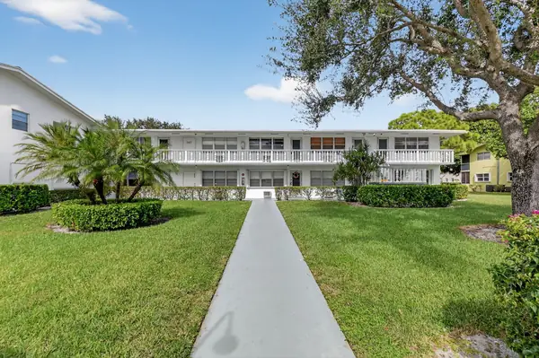 Windsor Condos in West Palm Beach, Florida