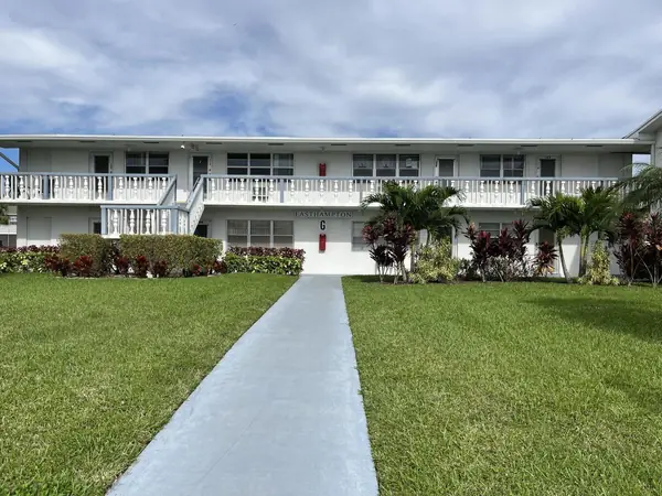Easthampton in West Palm Beach, Florida
