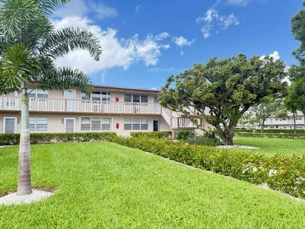 Chatham Condos in West Palm Beach, Florida