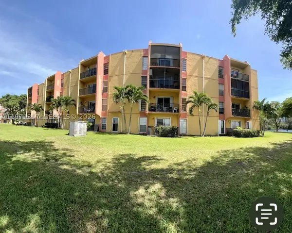 Sunset Villas 3 in Miami, Florida