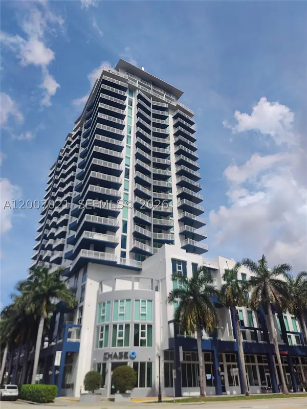 1800 Biscayne Plaza in Edgewater, Florida