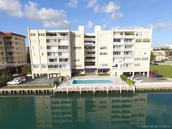 London Towers in Bay Harbor Islands, Florida