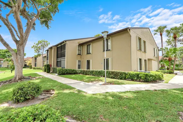 Pine Ridge North Village III #1 in West Palm Beach, Florida