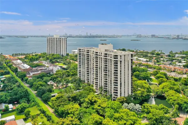 Towers of Quayside (1000 Quayside Ter) in Miami, Florida