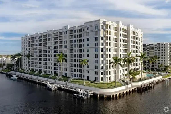 The Pointe Pompano Beach