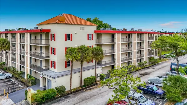 Cypress Chase 5 in Lauderdale Lakes, Florida