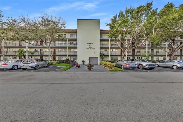 Kingsley at Century Village (13250 SW 7th Ct) in Pembroke Pines, Florida