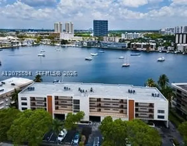 Lindal Apartments