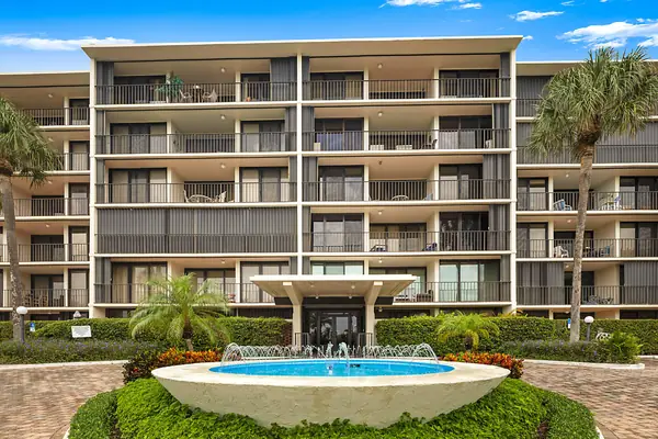 Ocean Villas Apartments