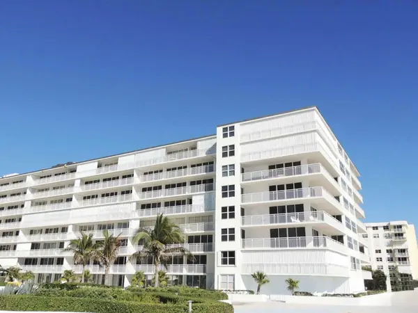Barclay Condo in South Palm Beach, Florida