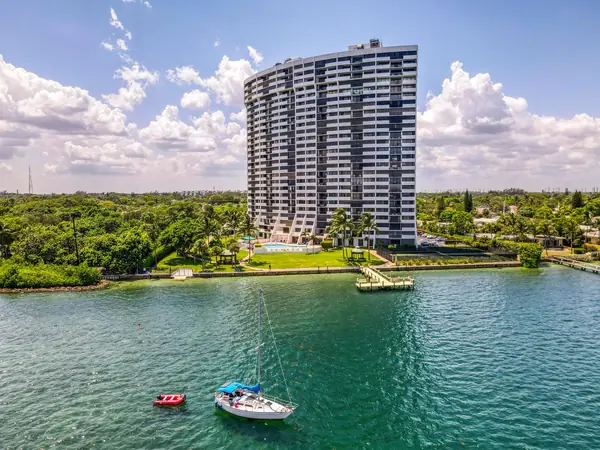 Placido Mar in West Palm Beach, Florida