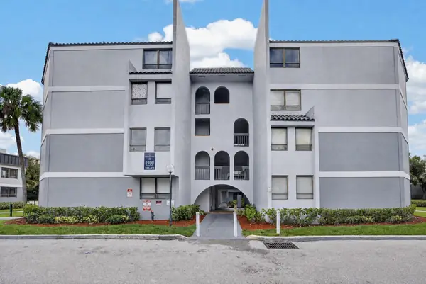 Presidential Golfview in West Palm Beach, Florida