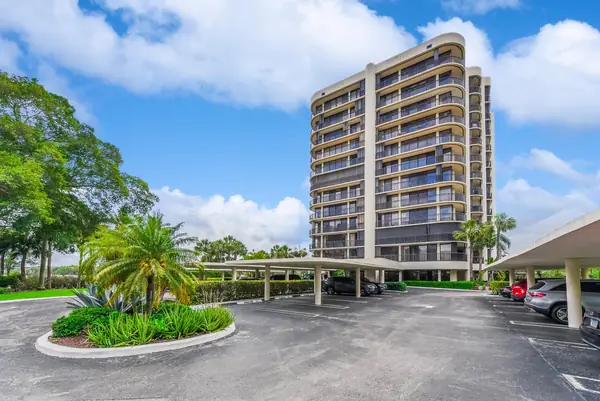 Parliament East in West Palm Beach, Florida