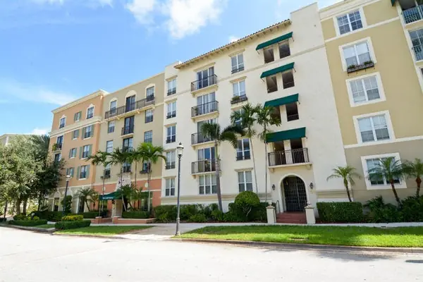 Courtyards in Cityplace in West Palm Beach, Florida