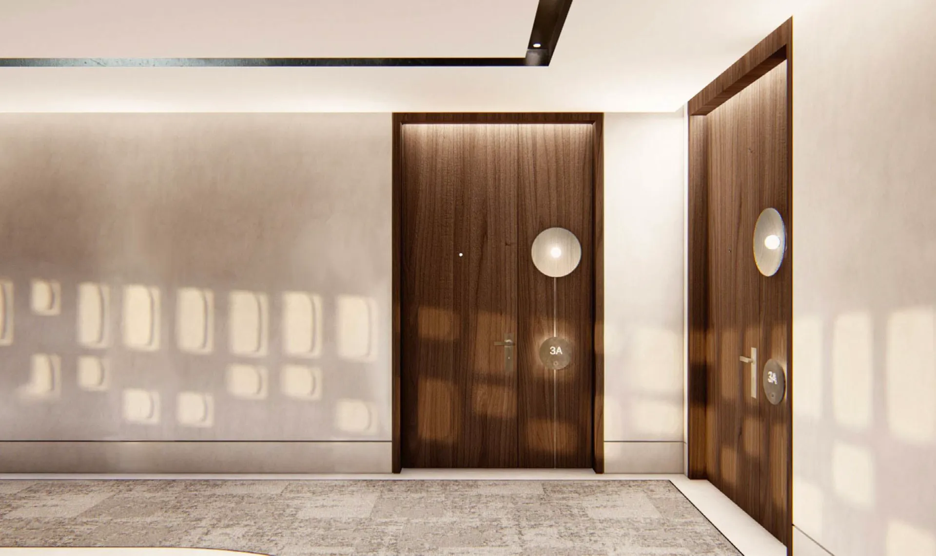 2200 Brickell — puerta de acceso de una residencia, en madera, con la sombra de la celosía proyectada sobre el muro y el piso