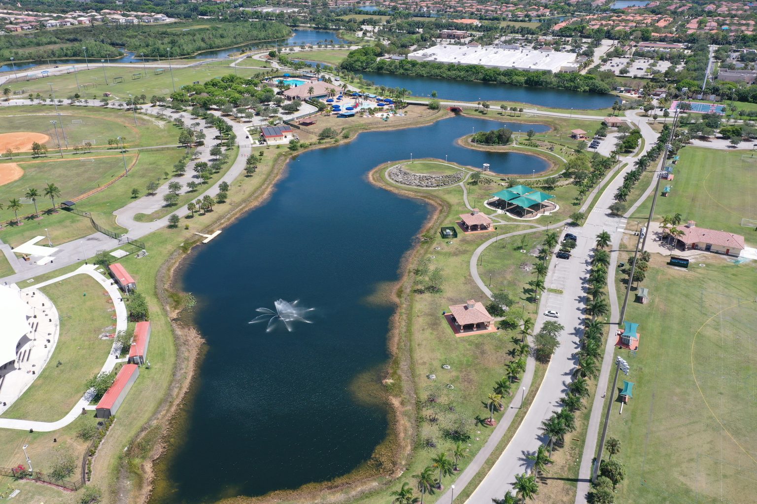 97 condominios activos, todos de reventa