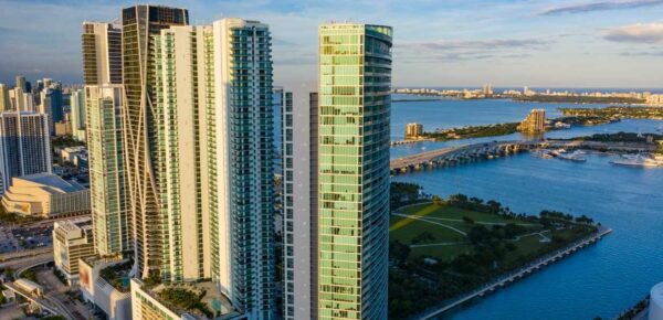 El mercado inmobiliario de Perú Vs. Miami